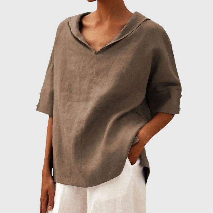 Larissa | White Classic Blouse