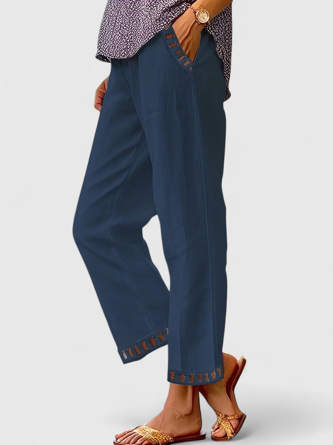 Gaynor | Cropped Capri Pants with Contrast Trim
