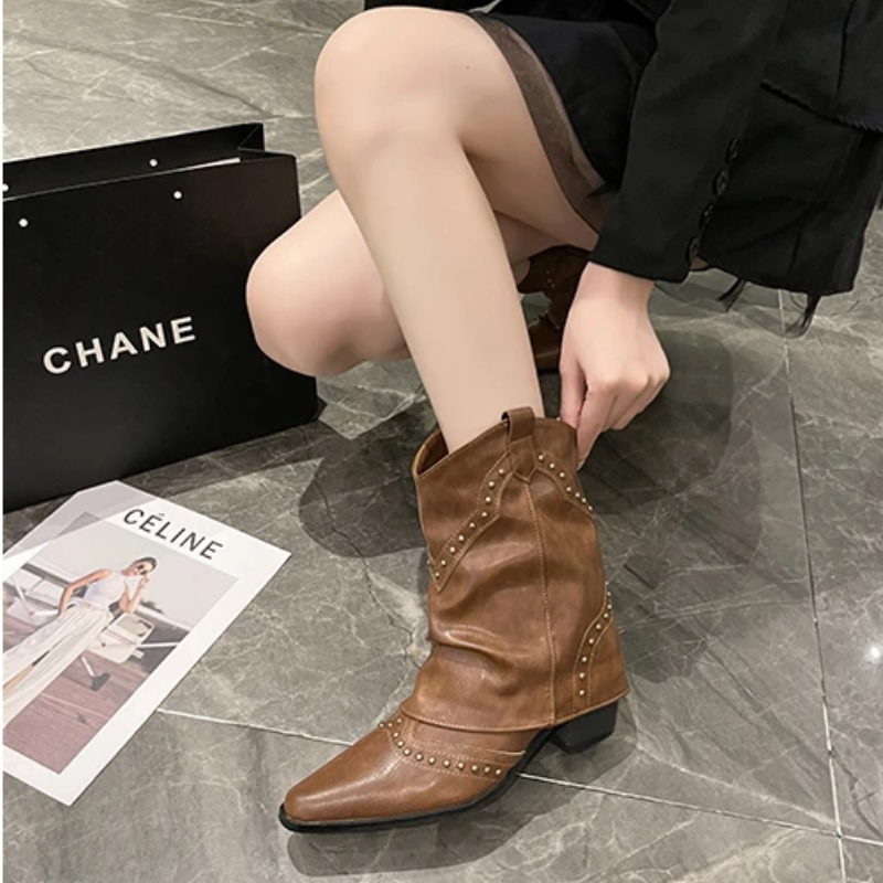 Nives | Slouch Western Boots with Studs