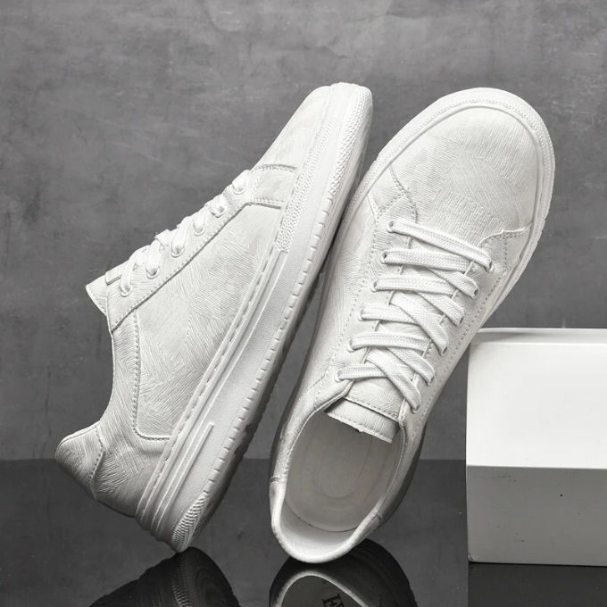 Cedric | Minimal Lace-Up Low-Cut Sneakers