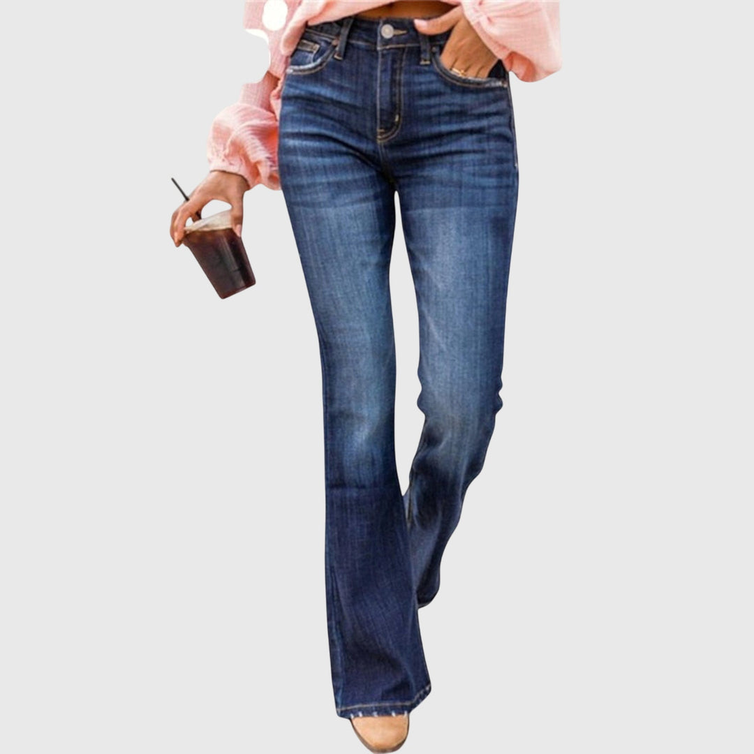 Anisa | High Waisted Bootcut Jeans with Pockets