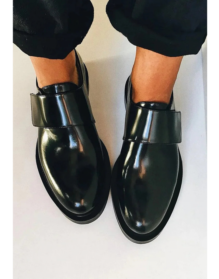 Gretel | Black Wide Strap Loafers – Glossy Finish