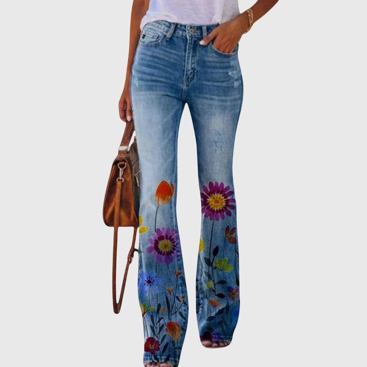 Annika | Floral Print Wide Leg Jeans Flared