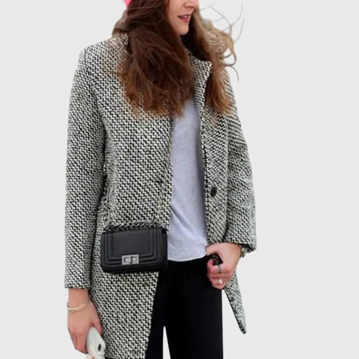 Chandra | Flattering Long Coat