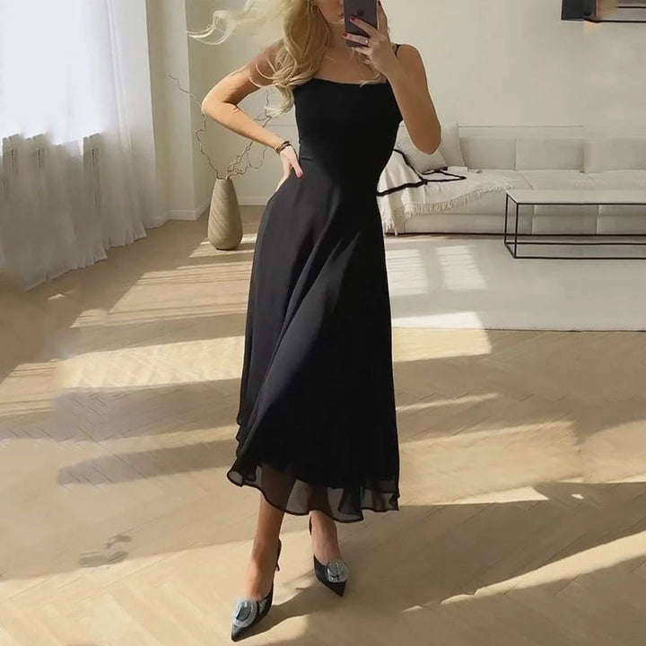 Deyanira | Square Neck Elegant Midi Dress