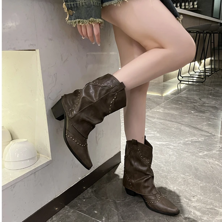 Nives | Slouch Western Boots with Studs