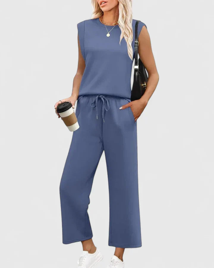 Akemi | Sleeveless Two-Piece Set