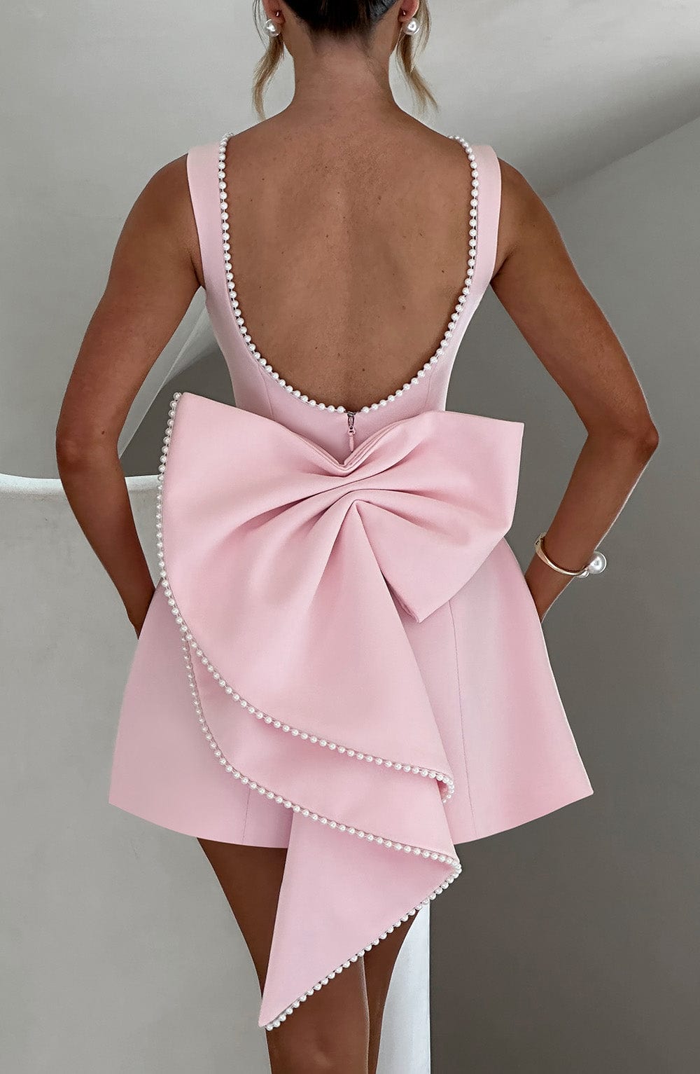 Cleopatraeve | Structured Bow-Back Mini Dress