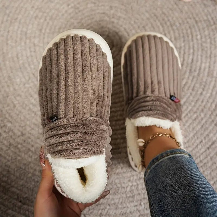 Amberly | Corduroy Faux Fur Slippers with Plush Lining