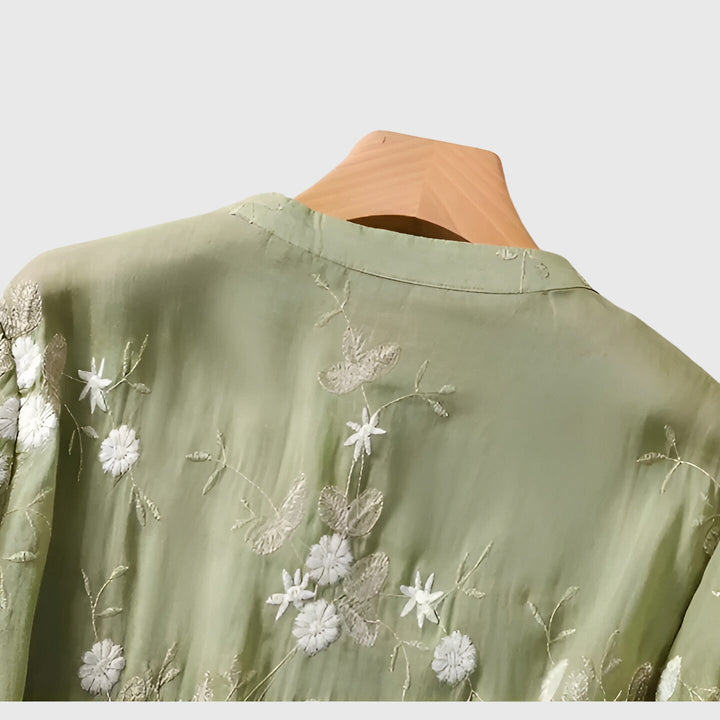 Jeannette | Embroidered Floral Blouse with 3/4 Sleeves