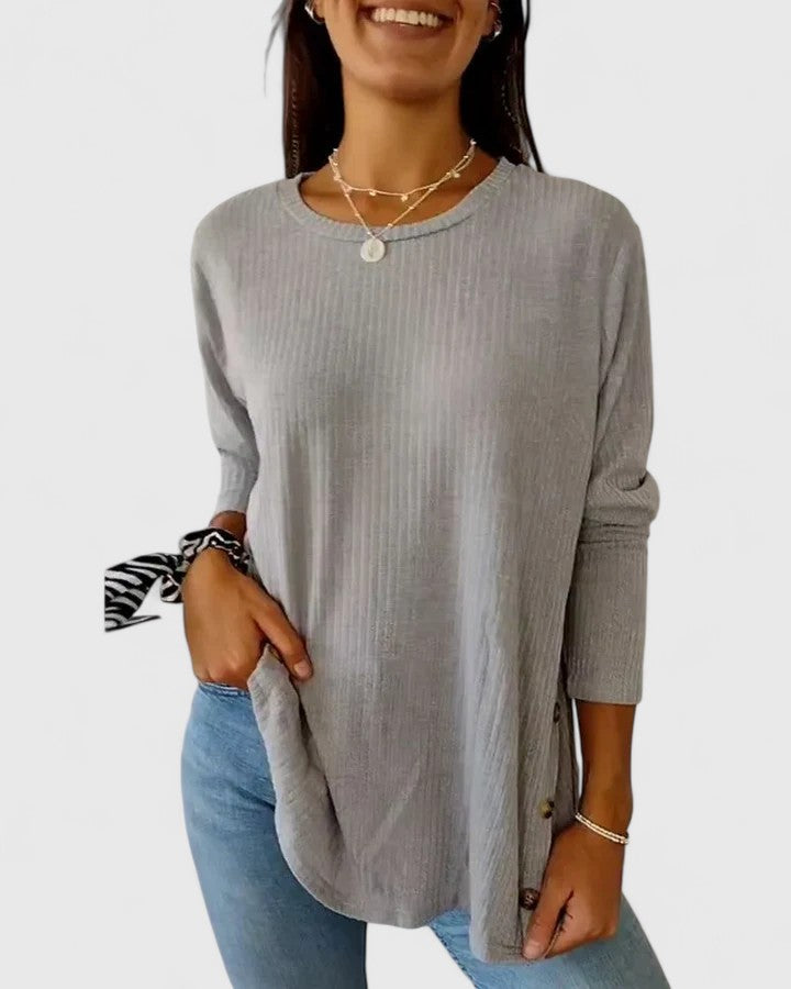 Audria | Classic Crew Neck Top