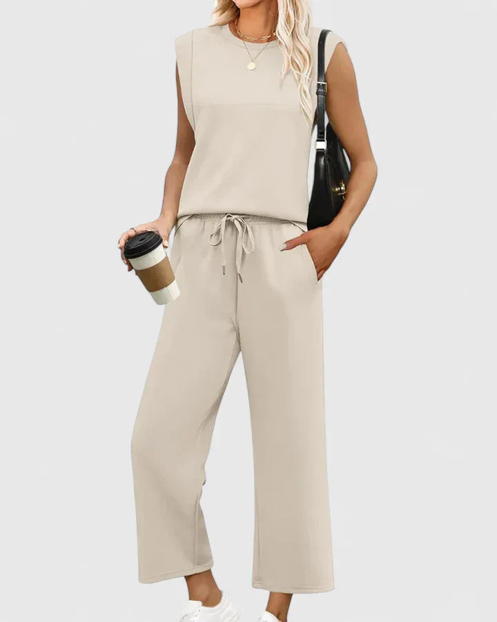 Akemi | Sleeveless Two-Piece Set