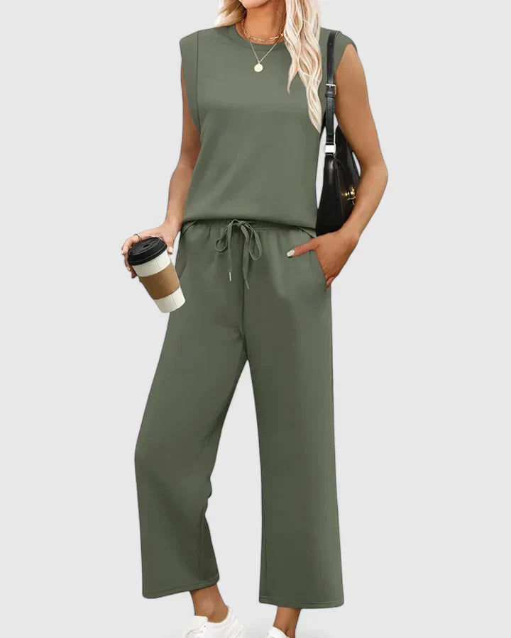 Akemi | Sleeveless Two-Piece Set