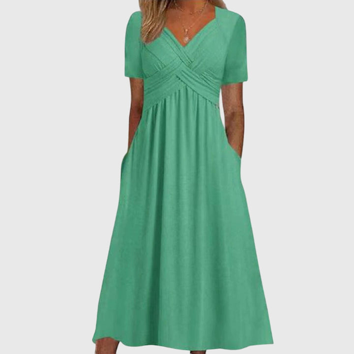 Jeanne | Flattering Curve-Enhancing Dress