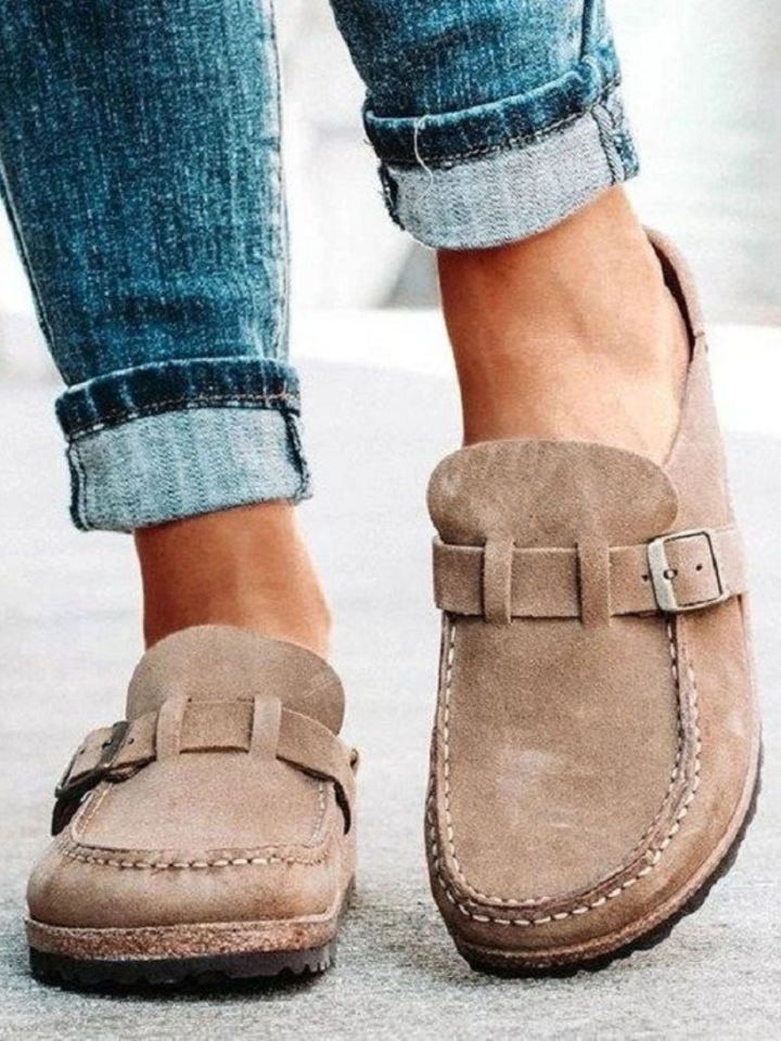 Sapphira | Suede Buckle-Strap Closed-Toe Clogs