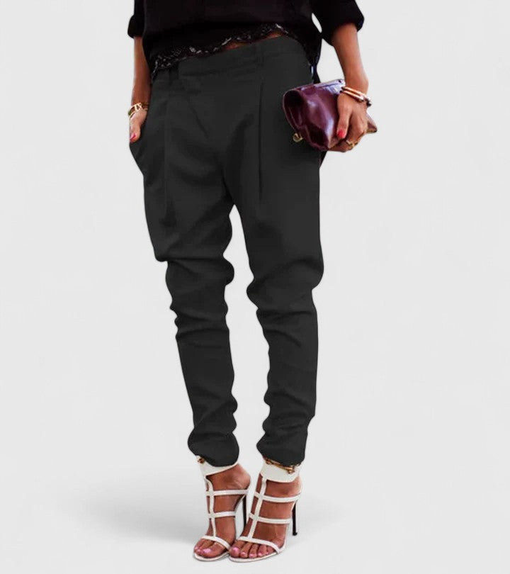 Quintina | Tailored Trousers with Pleated Front