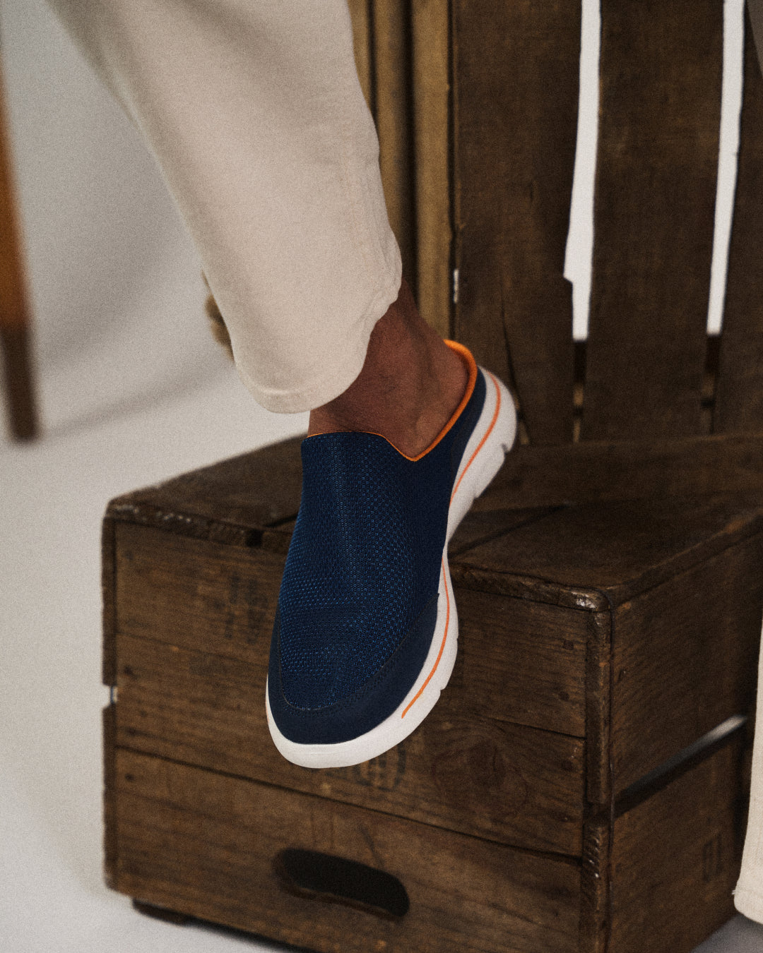 Brice | Closed Toe Slip-On Mule Sliders