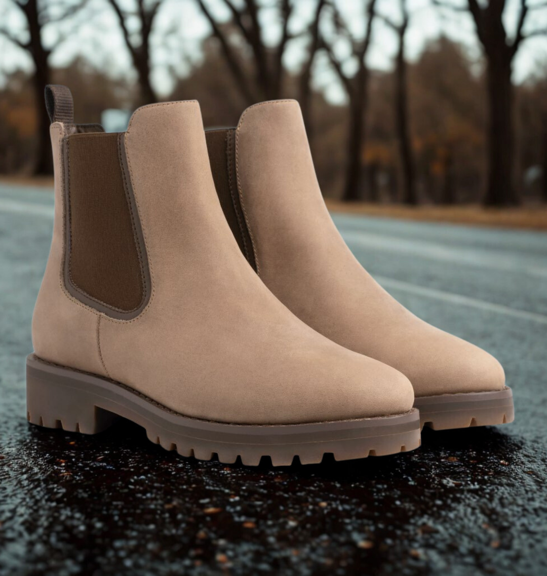 Margaret | Chelsea Boots with Lug Sole