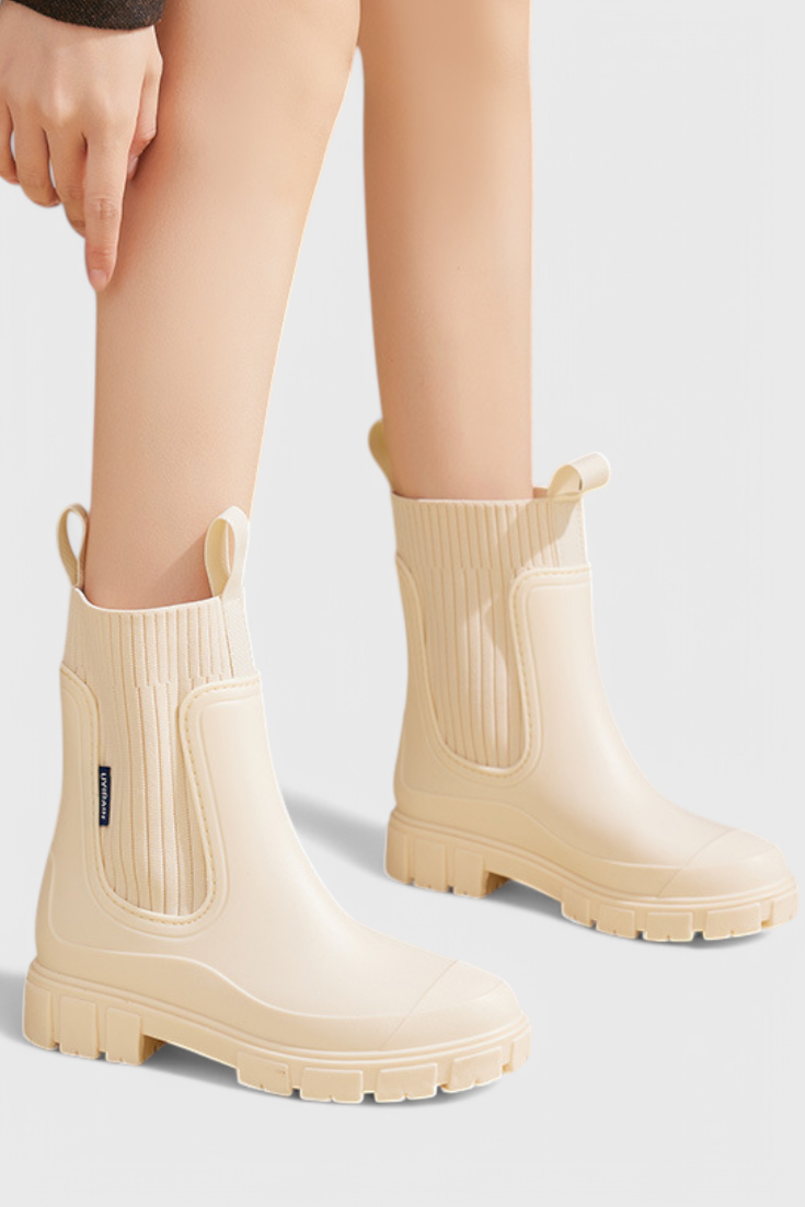 Kornelia | Lug Sole Chelsea Boots with Elastic Panel