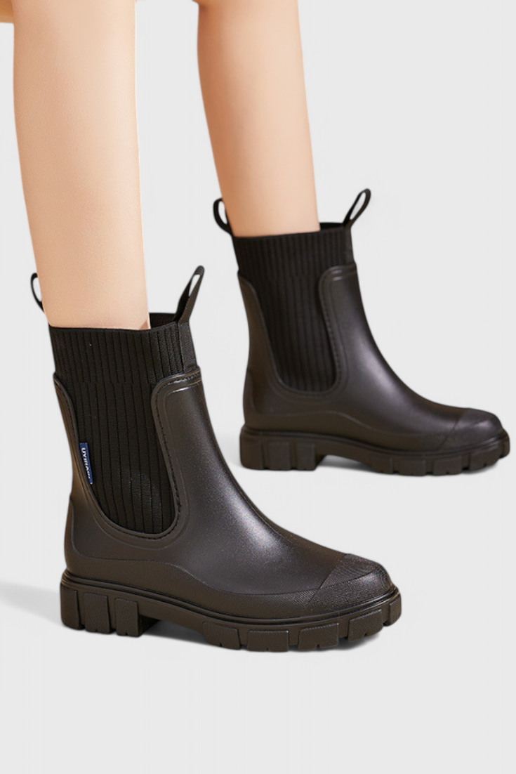 Kornelia | Lug Sole Chelsea Boots with Elastic Panel