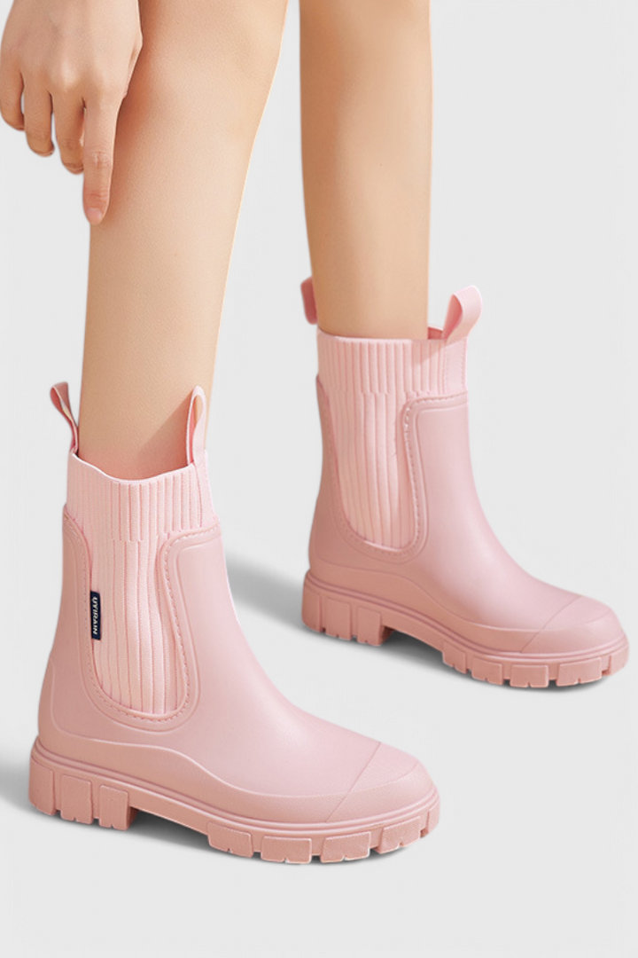 Kornelia | Lug Sole Chelsea Boots with Elastic Panel