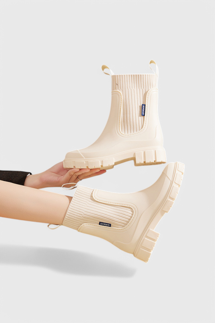 Kornelia | Lug Sole Chelsea Boots with Elastic Panel