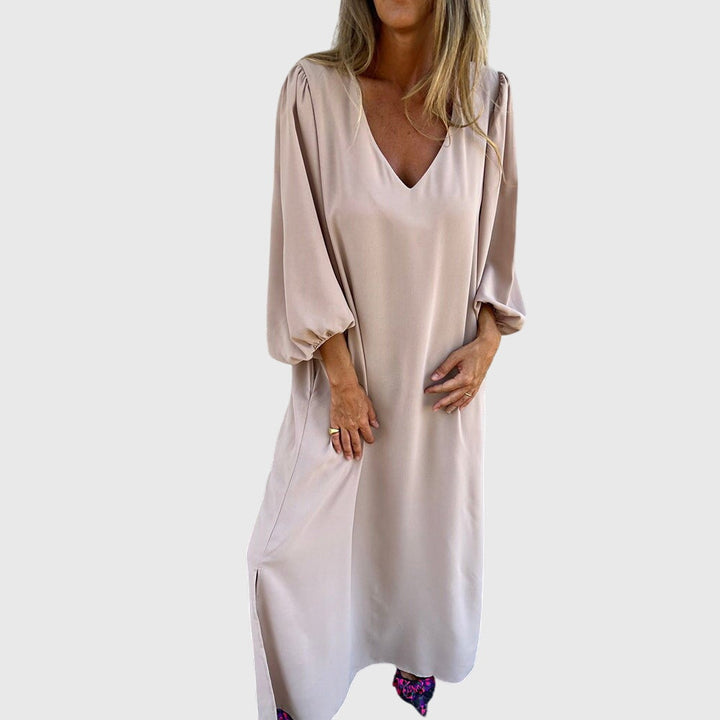 Marcheline | V-Neck Boho Maxi Dress with Pockets
