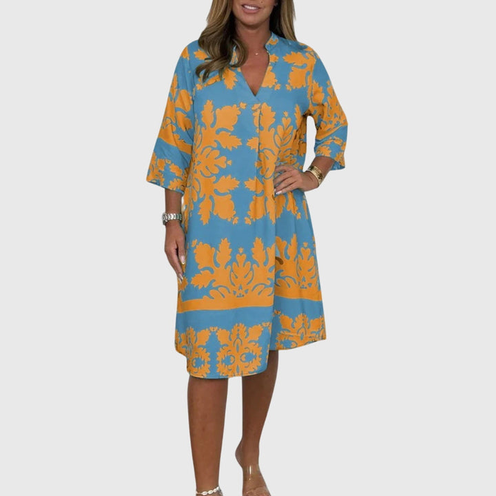 Calantha | Damask Print V-Neck Shift Dress