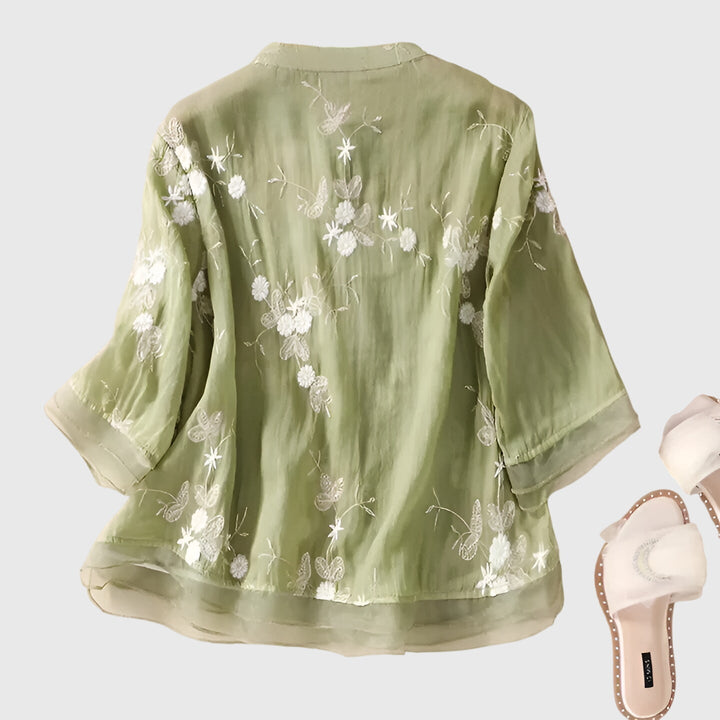 Jeannette | Embroidered Floral Blouse with 3/4 Sleeves