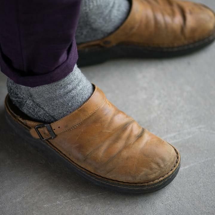 Sebastian | Closed-Toe Backless Mules
