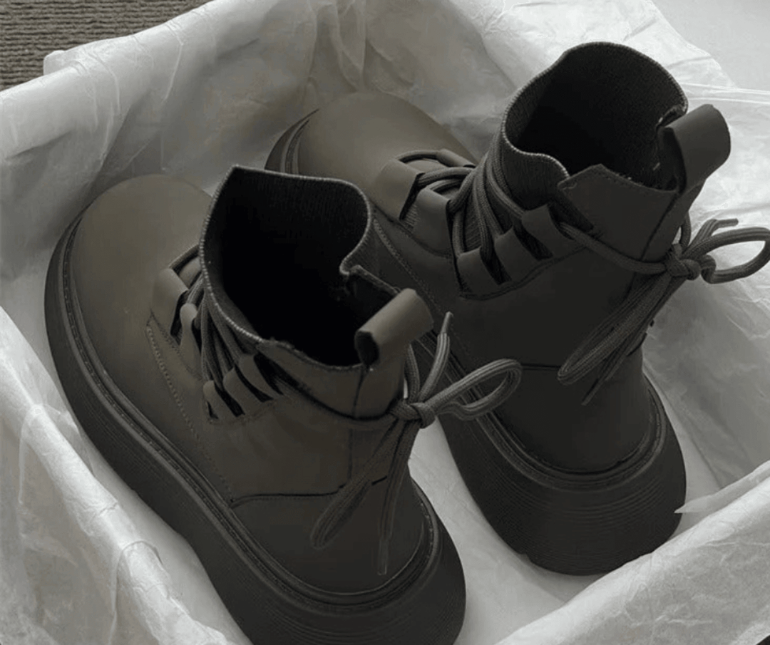 Juliane | Lace-Up Platform Ankle Boots with Chunky Sole