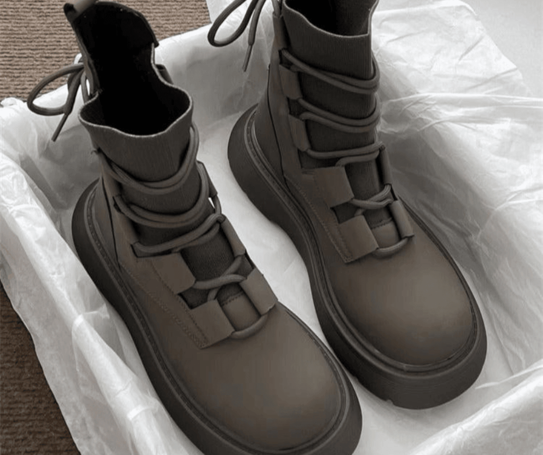 Juliane | Lace-Up Platform Ankle Boots with Chunky Sole
