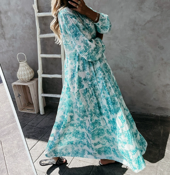 Elfie | Figure-Flattering Maxi Dress