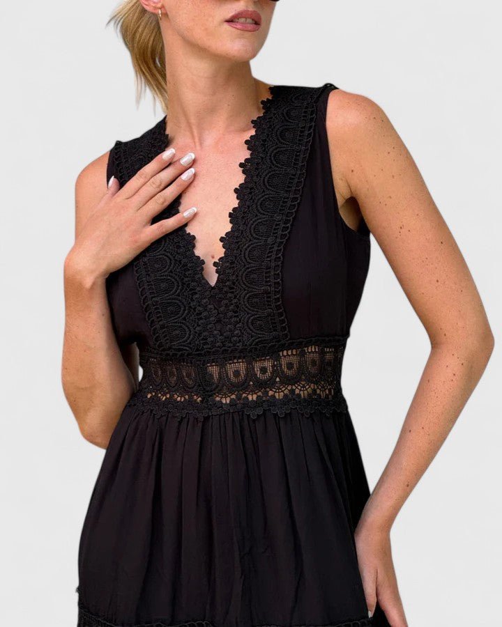 Davina | V-Neck Tiered Dress