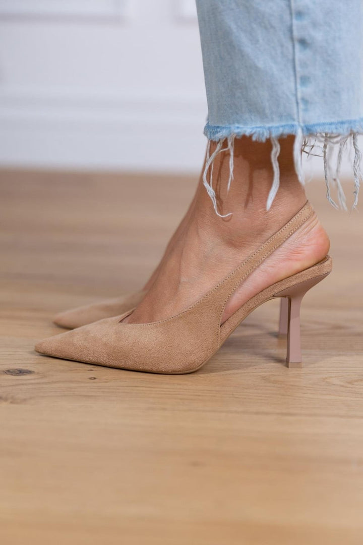 Augusta | Pointed-Toe Slingback Heels